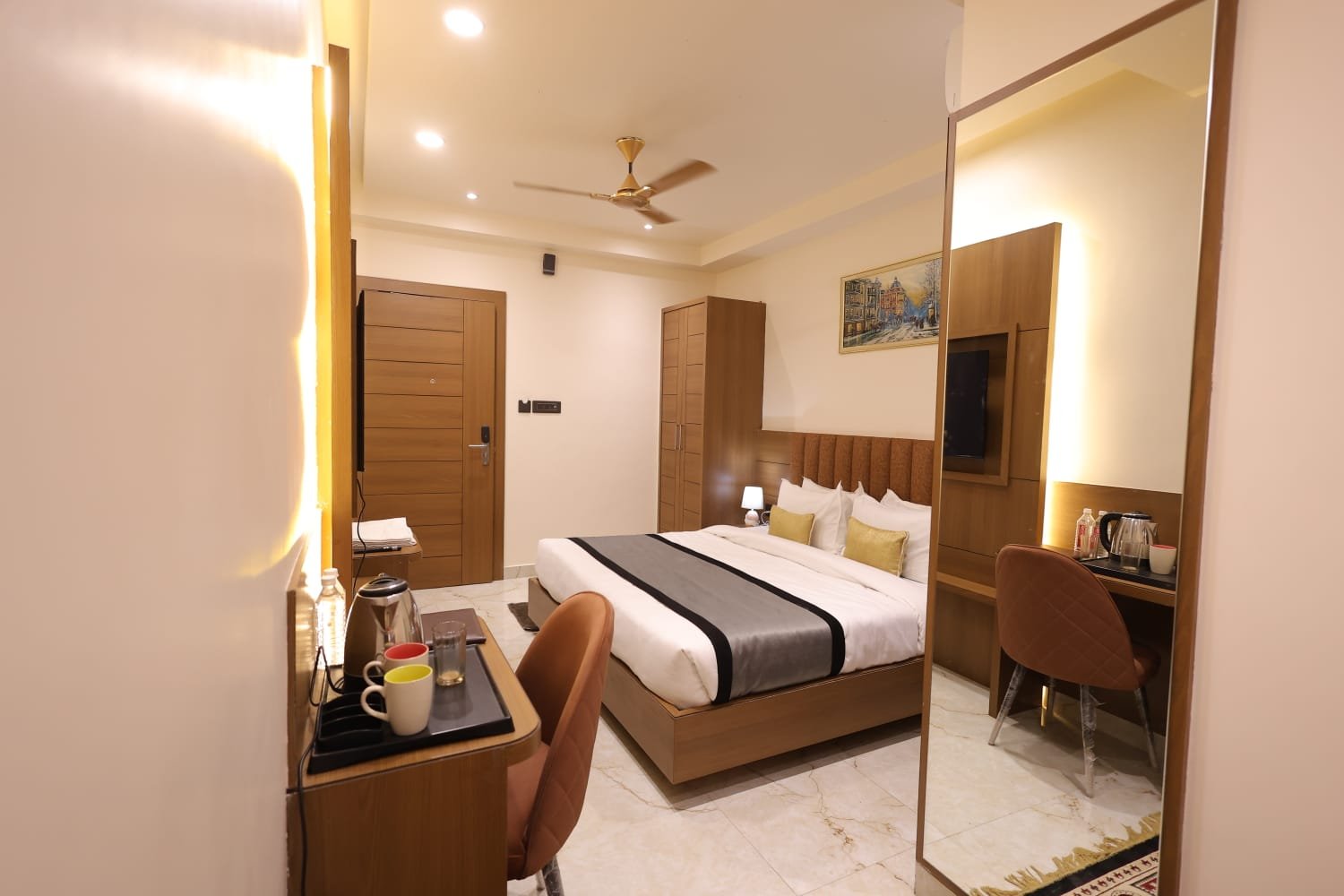 Deluxe Room Keshavpuram