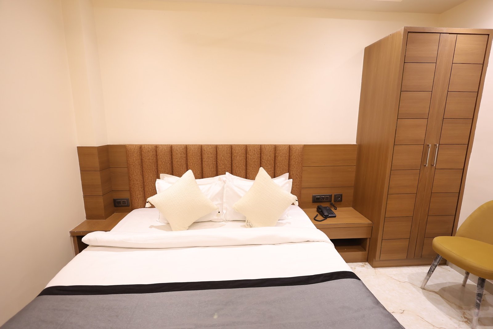Deluxe Executive Room Kaushalpuri